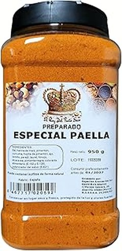 Proceso de preparación de la paella con verduras preparadas