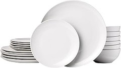 Vajilla blanca o de colores: ¿Cuál es mejor para servir arroces?